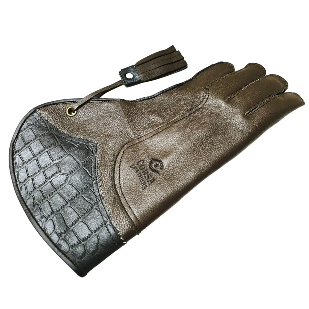 Soft Leather Falconry Gloves – Gentle & Bird-Friendly Design